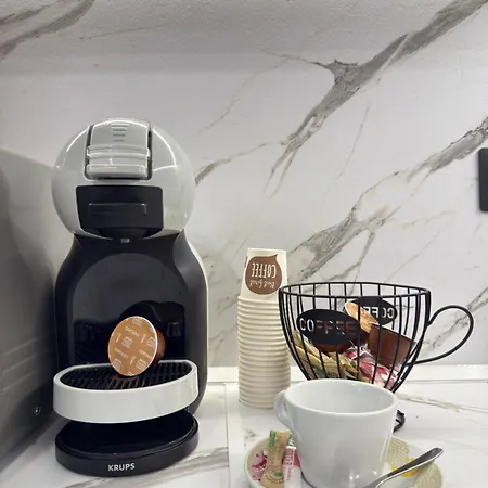 Centre 5 Mins To شقة بورغاس